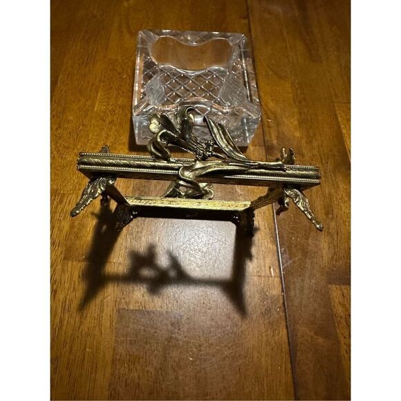 Vintage Mid Century modern MCM Thick Glass with Gold Tone Floral Holder Ashtray - Picture 6 of 12